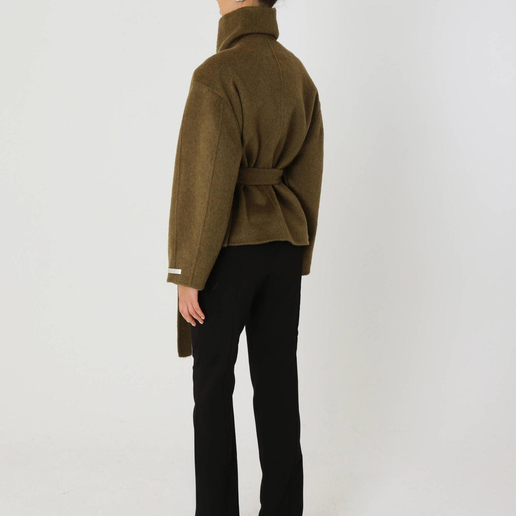 Wool Oversized Short Coat Featuring Side Pockets for Everyday Winter Outerwear by Lilla