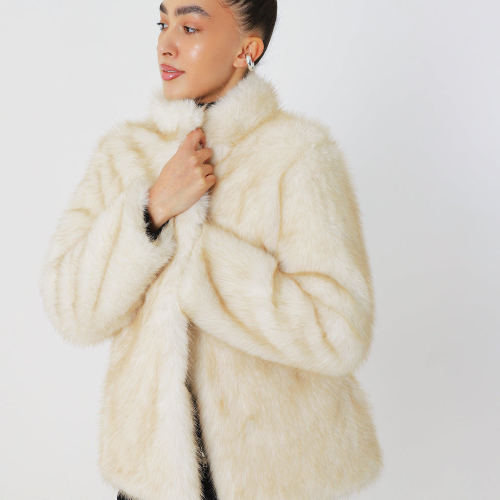 Minimal Oversized Winter Coat featuring Functional Side Pockets City Outerwear by Lilla